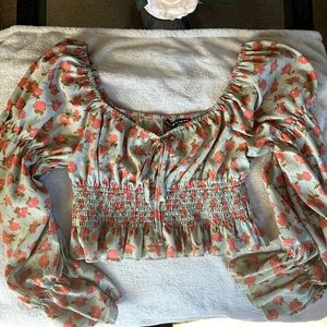 Never worn SHEIN Large floral long trumpet sleeve crop top